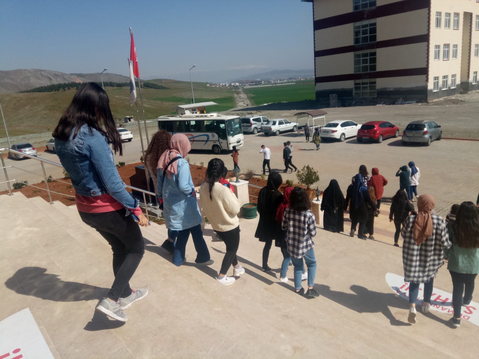 İçerikle ilgili görsel 2